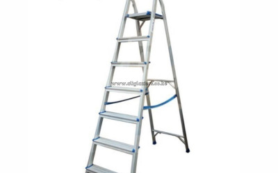 Fiberglass vs Aluminum Ladders in Kenya: Safety Guide for Contractors | Ali Glaziers