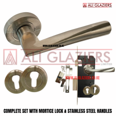 UNION STAINLESS STEEL LEVER HANDLE ON ROSE COMPLETE LOCKSET