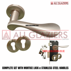 UNION STAINLESS STEEL LEVER HANDLE ON ROSE COMPLETE LOCKSET