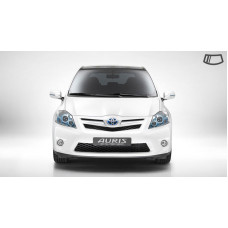 TOYOTA AURIS WINDSCREEN - 2010