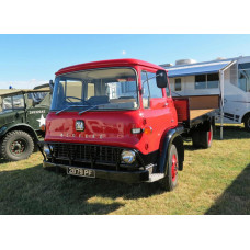 BEDFORD TK FRONT WINDSCREEN LAMINATED