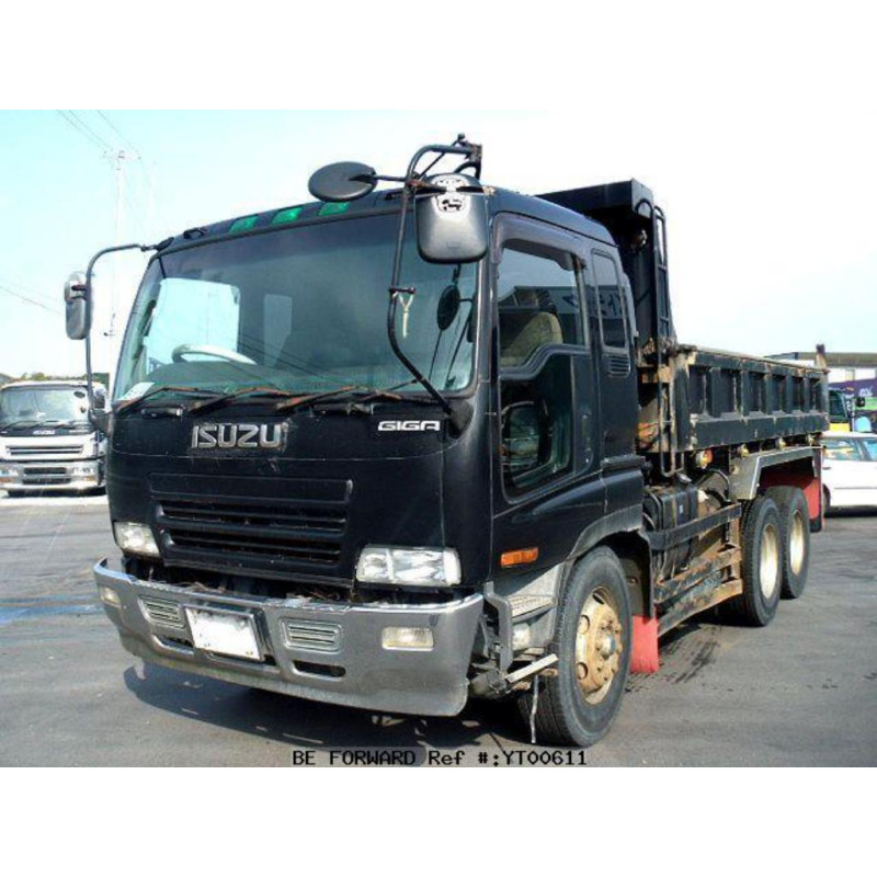 ISU GIGA CABOVE/OOPW TRUCK  FRONT WINDSCREEN 