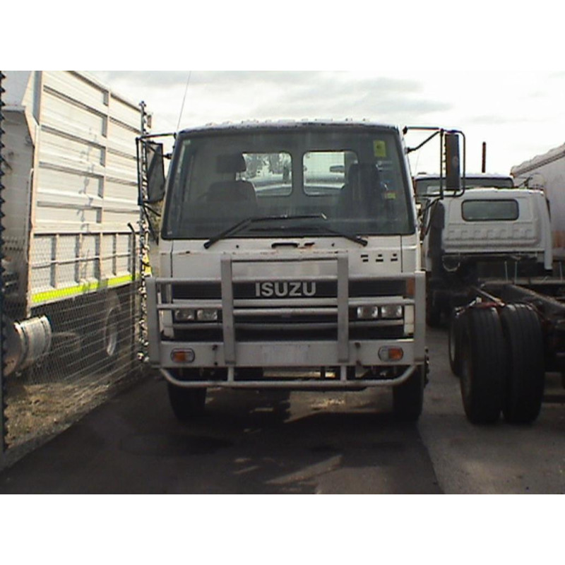 ISUZU FTR12 FRONT WINDSCREEN LAMINATED 