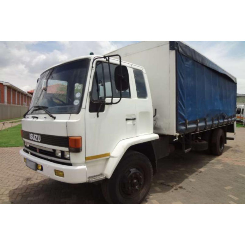 ISUZU JCR 500 (NEW MODEL)/FOWARD  FRONT WINDSCREEN LAMINATED