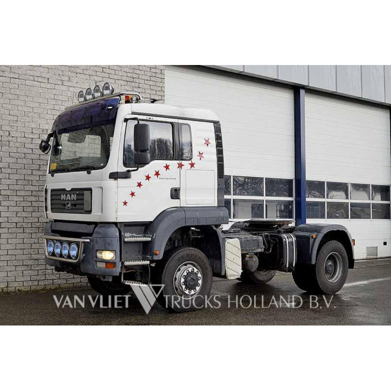 MAN TG WIDE 00 FRONT WINDSCREEN IMPORTED  