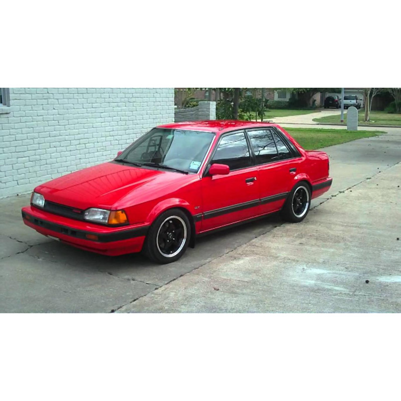 MAZDA 323 (OLD MODEL) SALOON FRONT WINDSCREEN