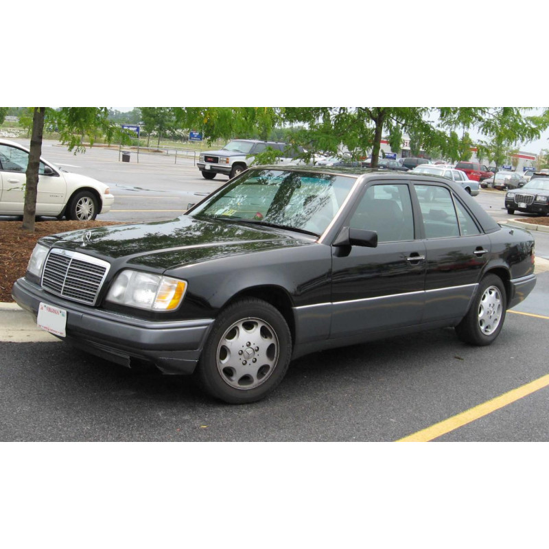 MERCEDES BENZ E CLASS(W120)95 FRONT WINDSCREEN