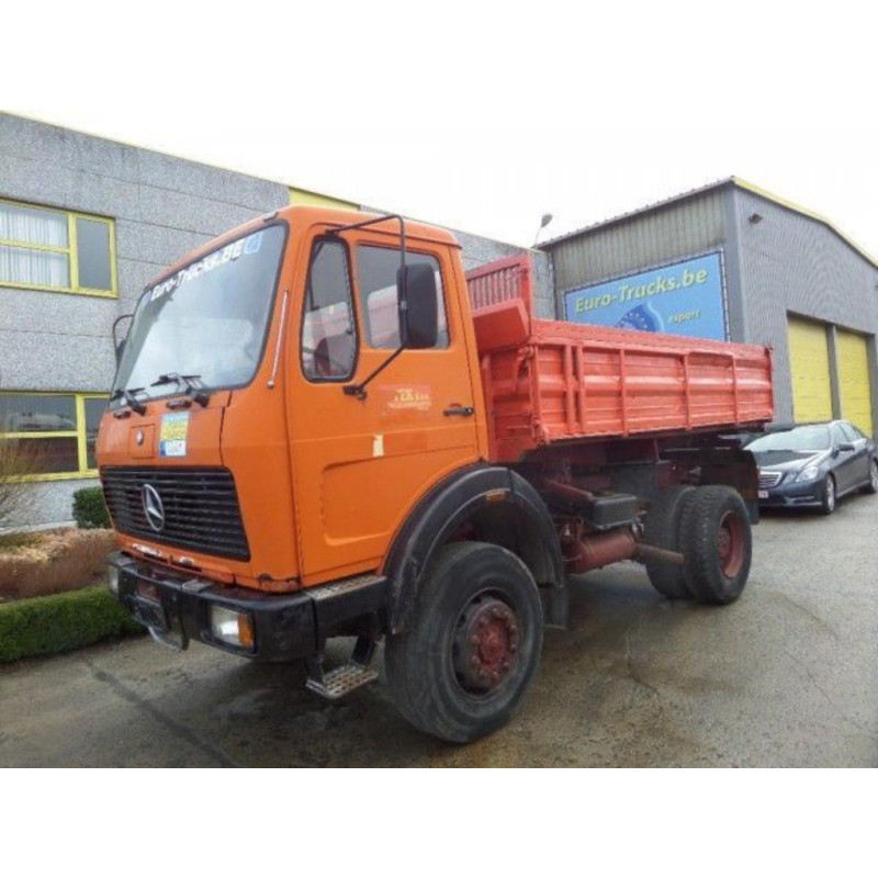 MERCEDES BENZ TRUCK 1617-2632  FRONT WINDSCREEN  IMPORTED 