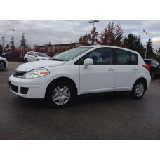 NISSAN CWC 350 FRONT WINDSCREEN LAMINATED