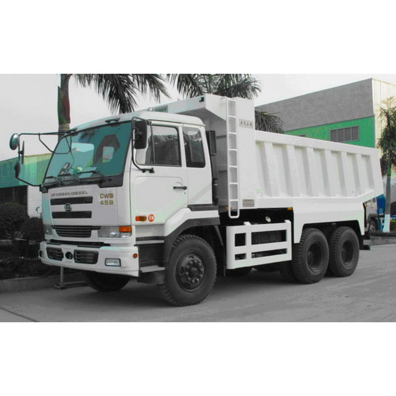 NISSAN CWC 45 FRONT WINDSCREEN LAMINATED