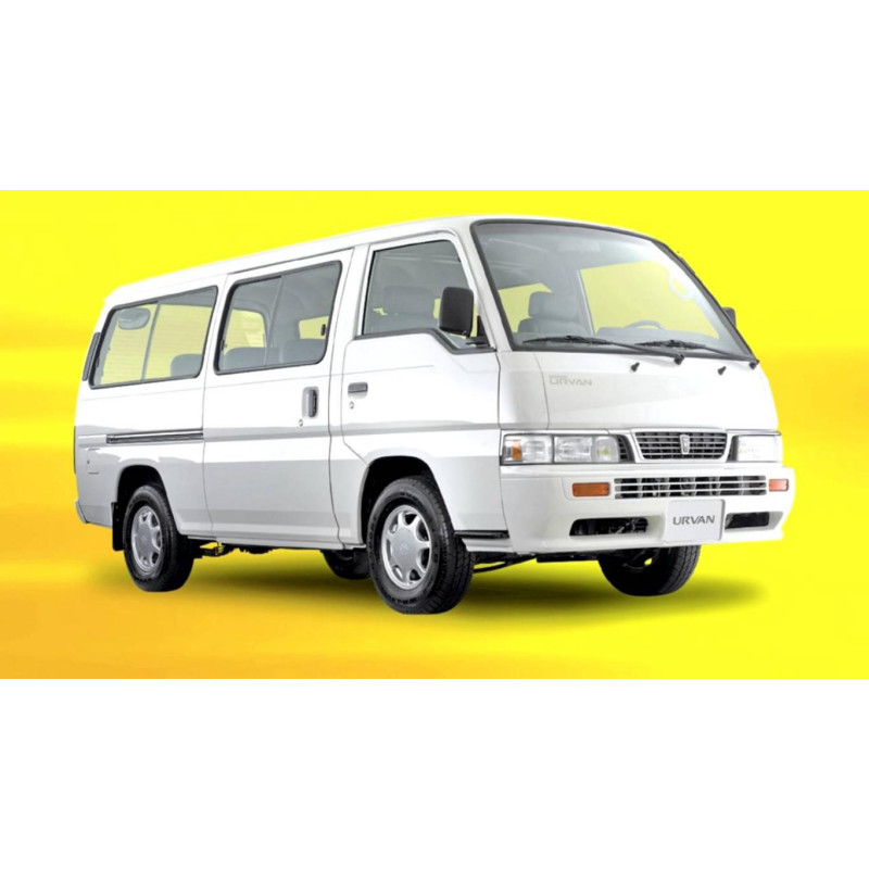 NISSAN E24 REAR WINDSCREENSREEN LAMINATED 