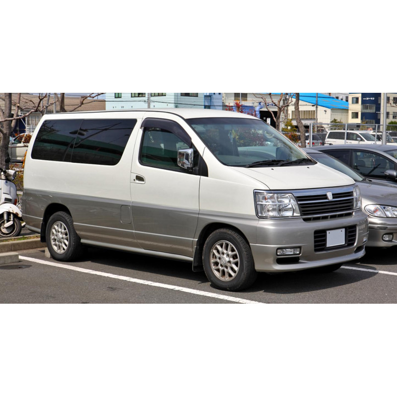 NISSAN ELGRAND VAN 2002MPV FRONT WINDSCREEN