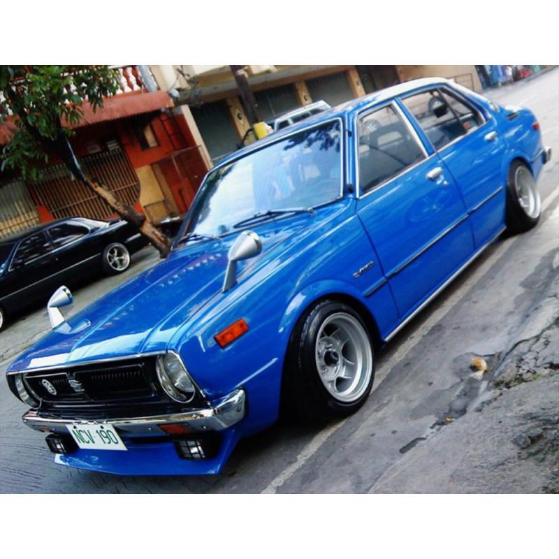 TOYOTA KE30 REAR WINDSCREEN LAMINATED