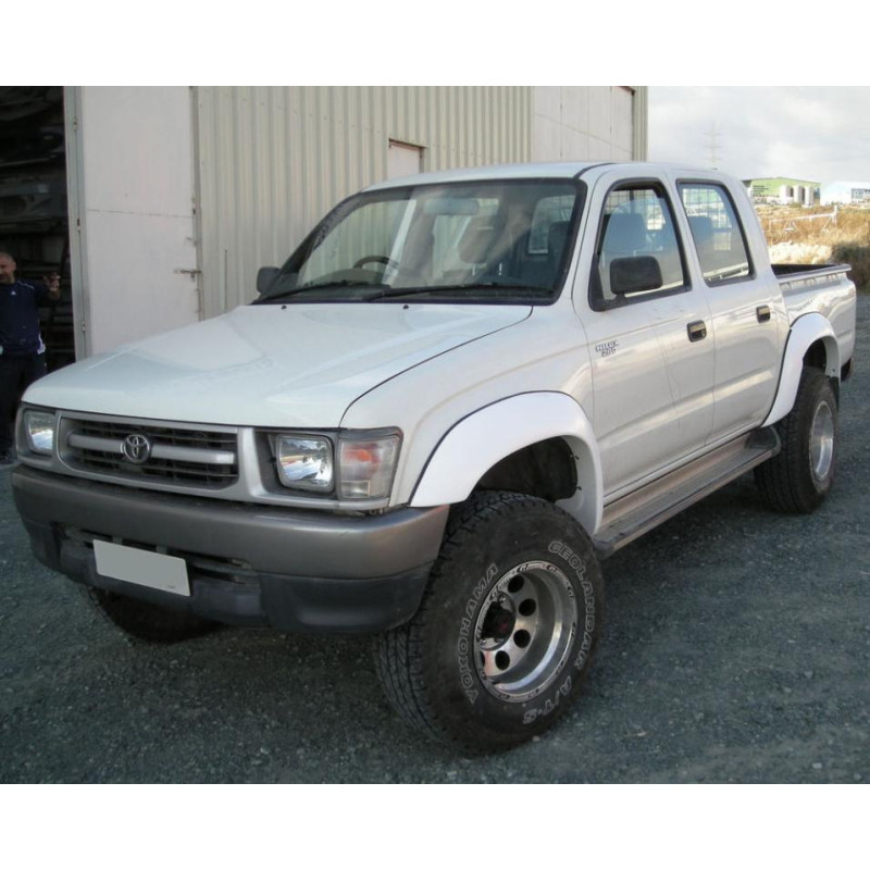 TOYOTA LN166/145 FRONT WINDSCREEN LAMINATED CP