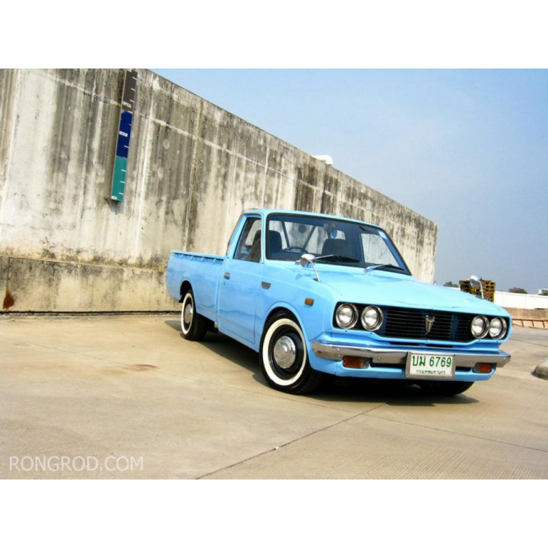 TOYOTA RN20/25 FRONT WINDSCREEN LAMINATED