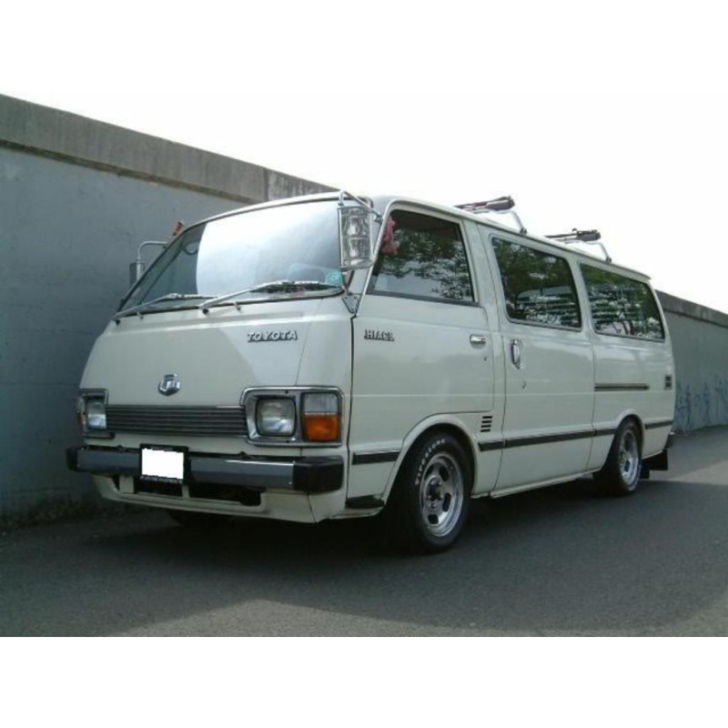 TOYOTA YH61 FRONT WINDSCREEN LAMINATED